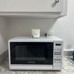 Black + Decker Microwave
