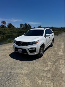 2013 Kia Sorento SX 3rd row seat