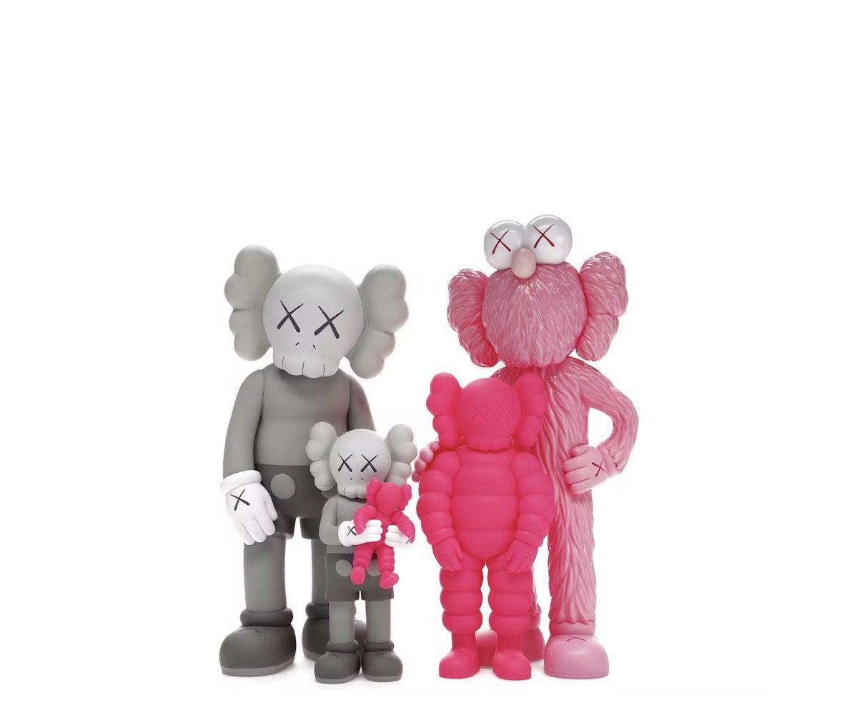 KAWS Family Pink Vinyl Figure Set Black Brown Grey Limited Toy Model Silver Gold Collectibles Street Fine Art Print Paint
