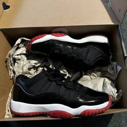 Jordan 11 Low Bred Size 5Y (6.5-7 Women’s)