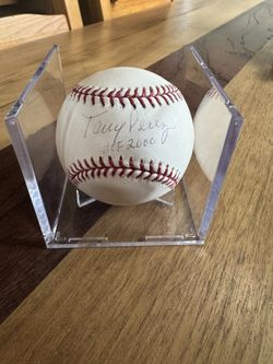 Autographed Baseball by Tony Perez HOF