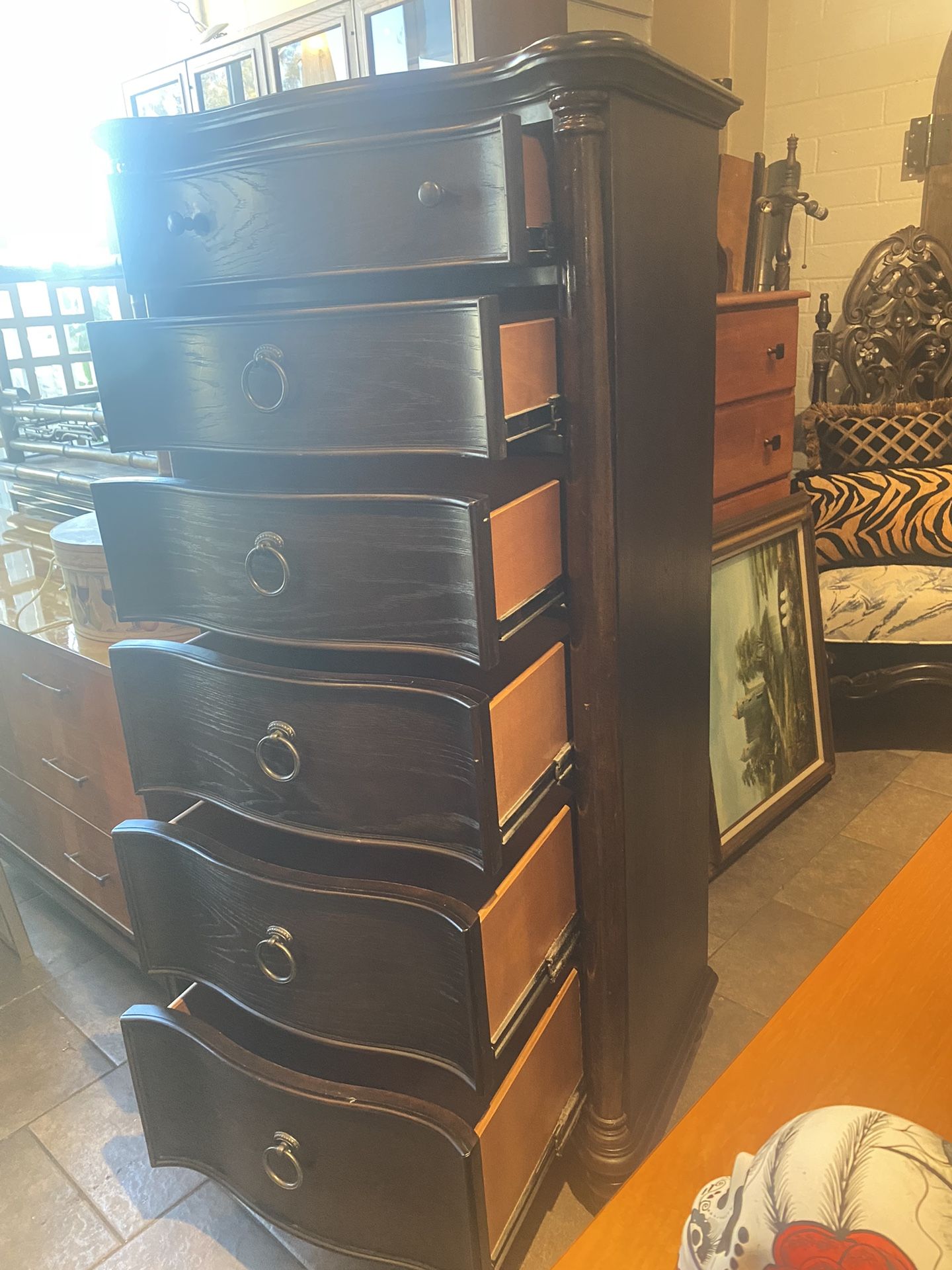 Awesome tall dressers, wellmade awesome drawers for Sale in San Diego