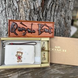 Coach Bear Corner Wristlet And Box 