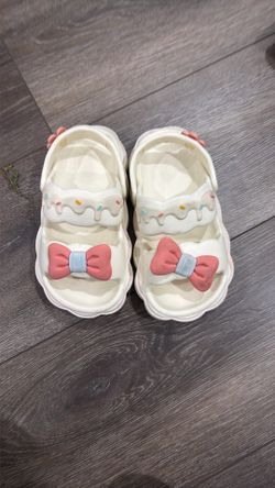 Cute Cupcake Shoes From Korea
