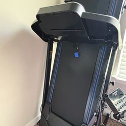 Like New - XTERRA Fitness Electric TR Folding Treadmill