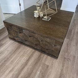 Bernhardt Large Square Coffee Table 45” x 45” – Great Condition