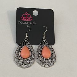 NWT Paparazzi Silver and Coral Teardrop Earrings