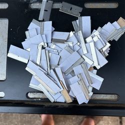 80 razor blades