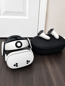 Meta Quest 3S VR Bundle – Controllers, BOBOVR Battery Strap & Case