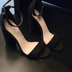 Qupid Suede Black Open Toe 4 inch Heels, Size 7