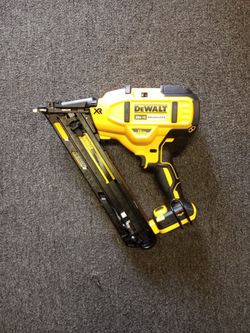 DEWALT 15GAUGE FINISH NAILER
