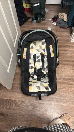Baby car seat