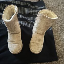 Boots For Sale ! 
