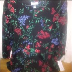 Beautiful Ladies NWT Charter Club Petite Top