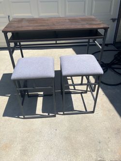 Free Desk