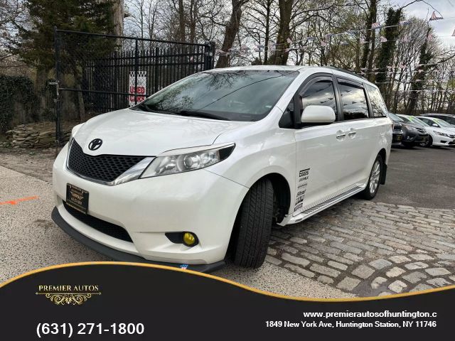 2015 Toyota Sienna