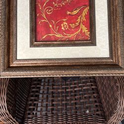 Elegant Framed Floral Wall Art – Decorative Gold Frame