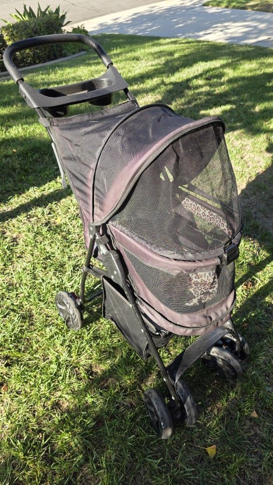 Dog / cat stroller