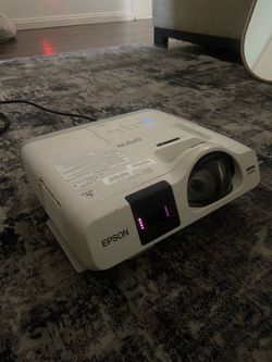 EPSON brightlink 536WI