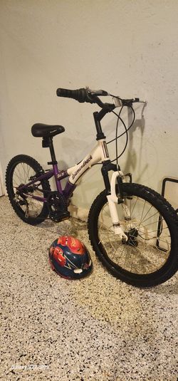 Diamondback Tess 20 Mountain Bike free Helmet and Front USB Colorful Lights On The Rim for Sale in San Diego CA OfferUp