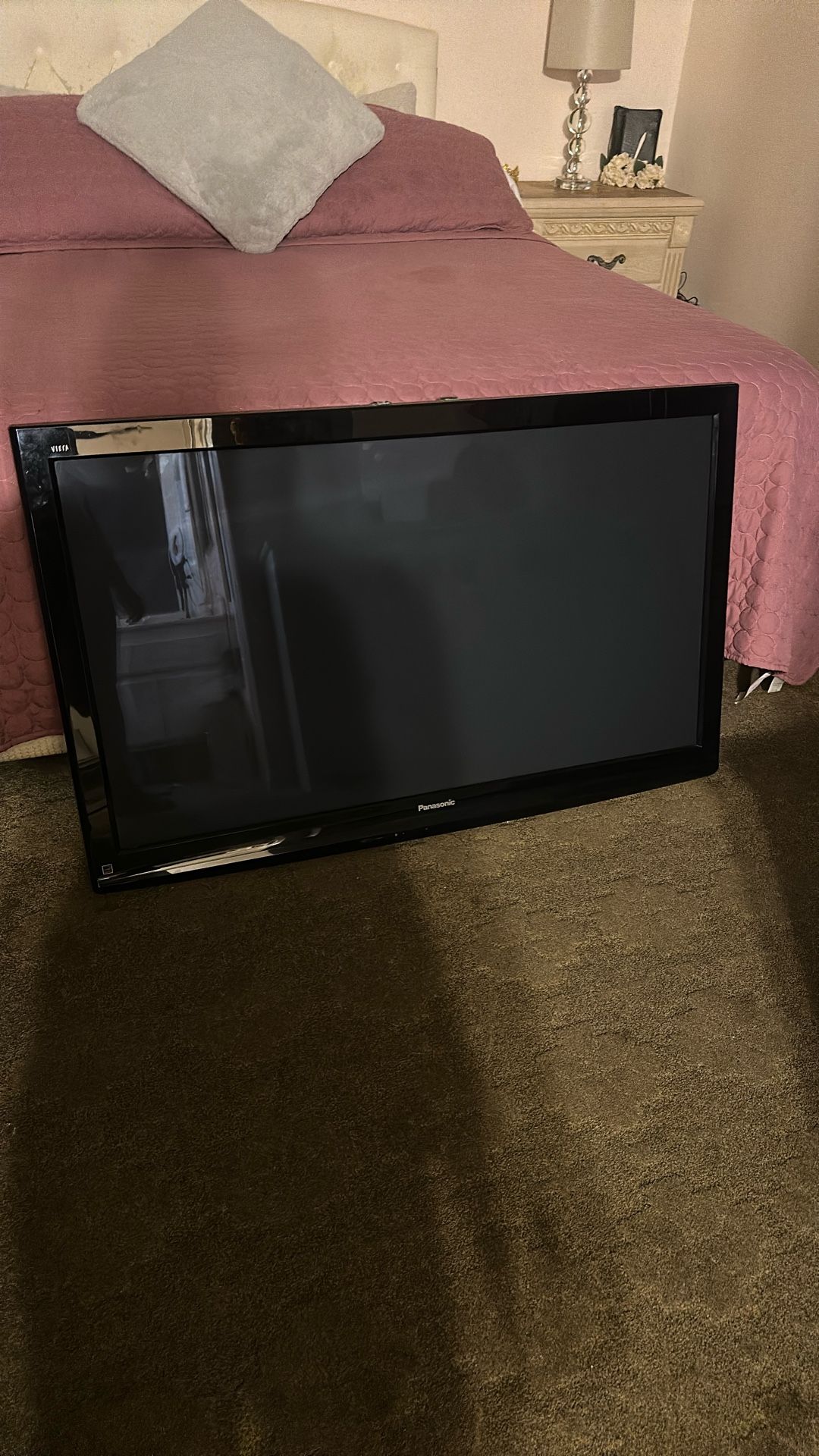 Tele En Buenas Condiciones Se Ve Bien Los Colores Y La Pantalla