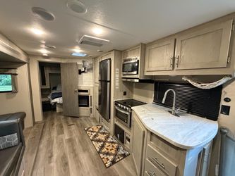 2023 Coachmen Catalina Legacy Edition