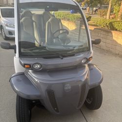 2002 GEM Electric cart Perfect Condition