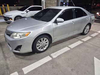 2014 Toyota Camry Hybrid