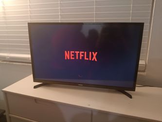32 inches Samsung Smartv