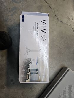 White extendin projector ceiling mount