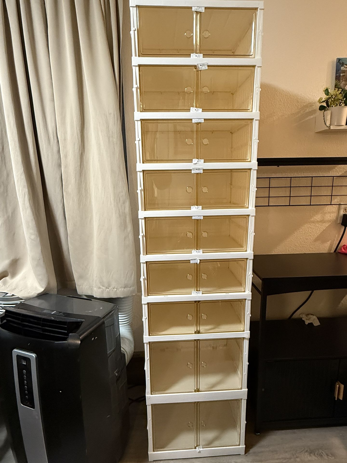 Shoe Storage Up To 18 Pairs