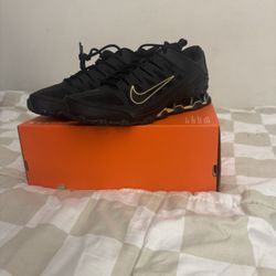 Bran New  Nike REAX 8 TR MESH