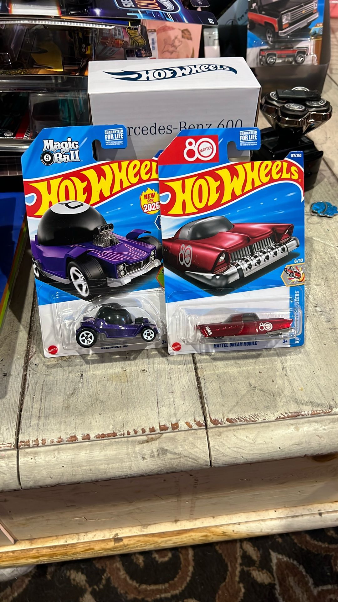 Hot Wheels Mattle Dream Mobile & Decidedly P-2