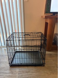 Small dog kennel/cage