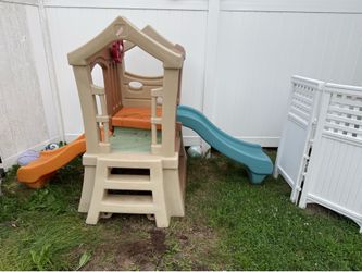 Step 2 Lookout Clubhouse with slides
