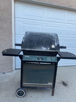 Broil-Mate - Propane Grill - - FREE