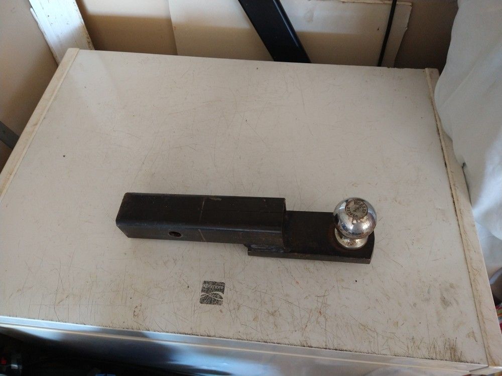 2 In Ball Trailer Hitch