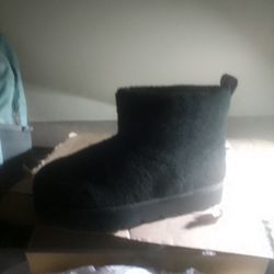 Michael Kors. Winnie Boots