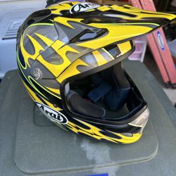 Arai Adult Helmet Size L Motorcycle Snowmobile 