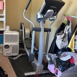 Life Fitness Elliptical 