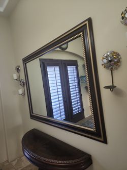Wall mirror