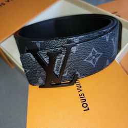 Louis Vuitton Belt 34 in