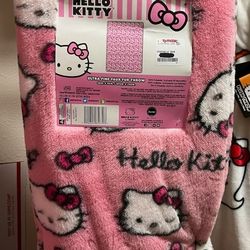 Hello Kitty Throw