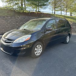 2009 Toyota Sienna