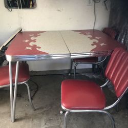 50’s Style Dining Table & 4 Chairs