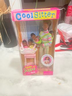Cool sitter Barbie