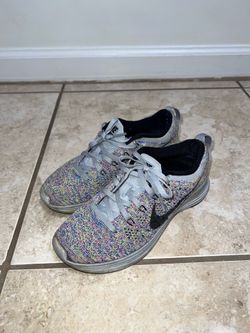 Nike Flyknit Lunar Size US. 5