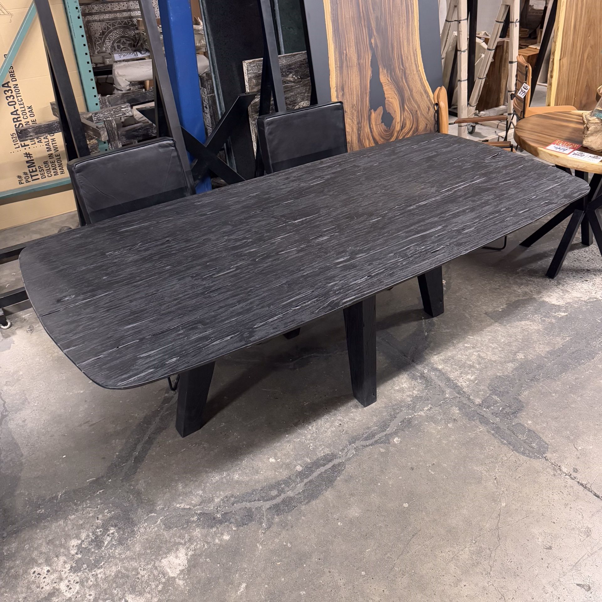 Sale! Black Oval Dining Table - Tora