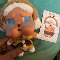 CRYING AGAIN BUMBBLE BEEE 