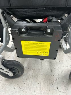 Folding Electric Power Wheelchair with Battery